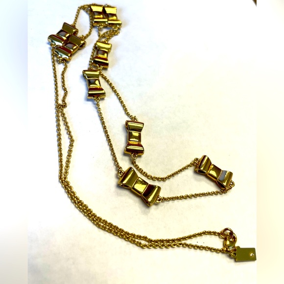 Kate Spade ♠️ Gold-Plated Bow-tie necklace - Picture 2 of 6
